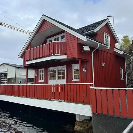 Idyllic At The Seafront In Sveggen * AVEROY